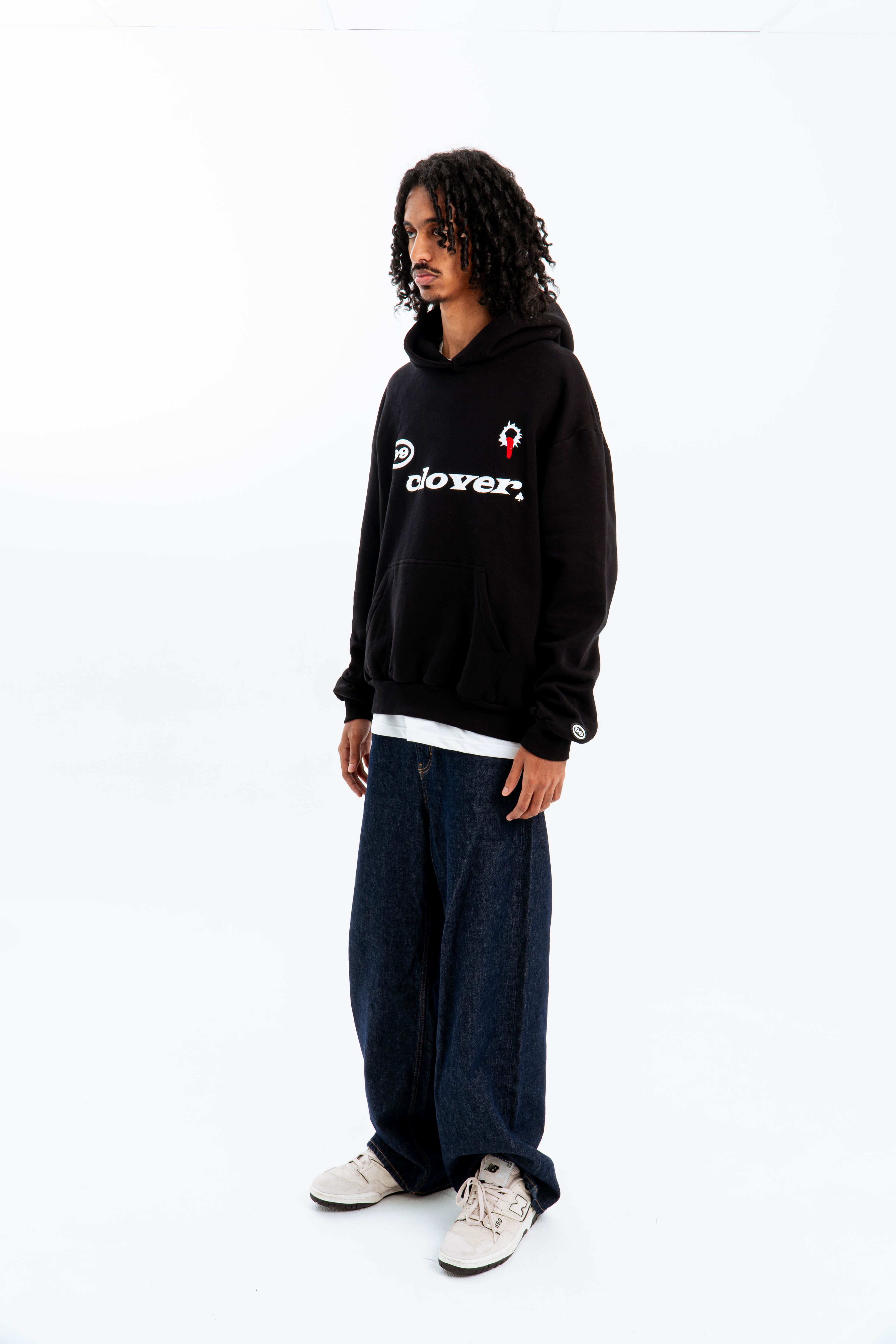 "FEELING LUCKY" OVERSIZED HOODIE BLACK