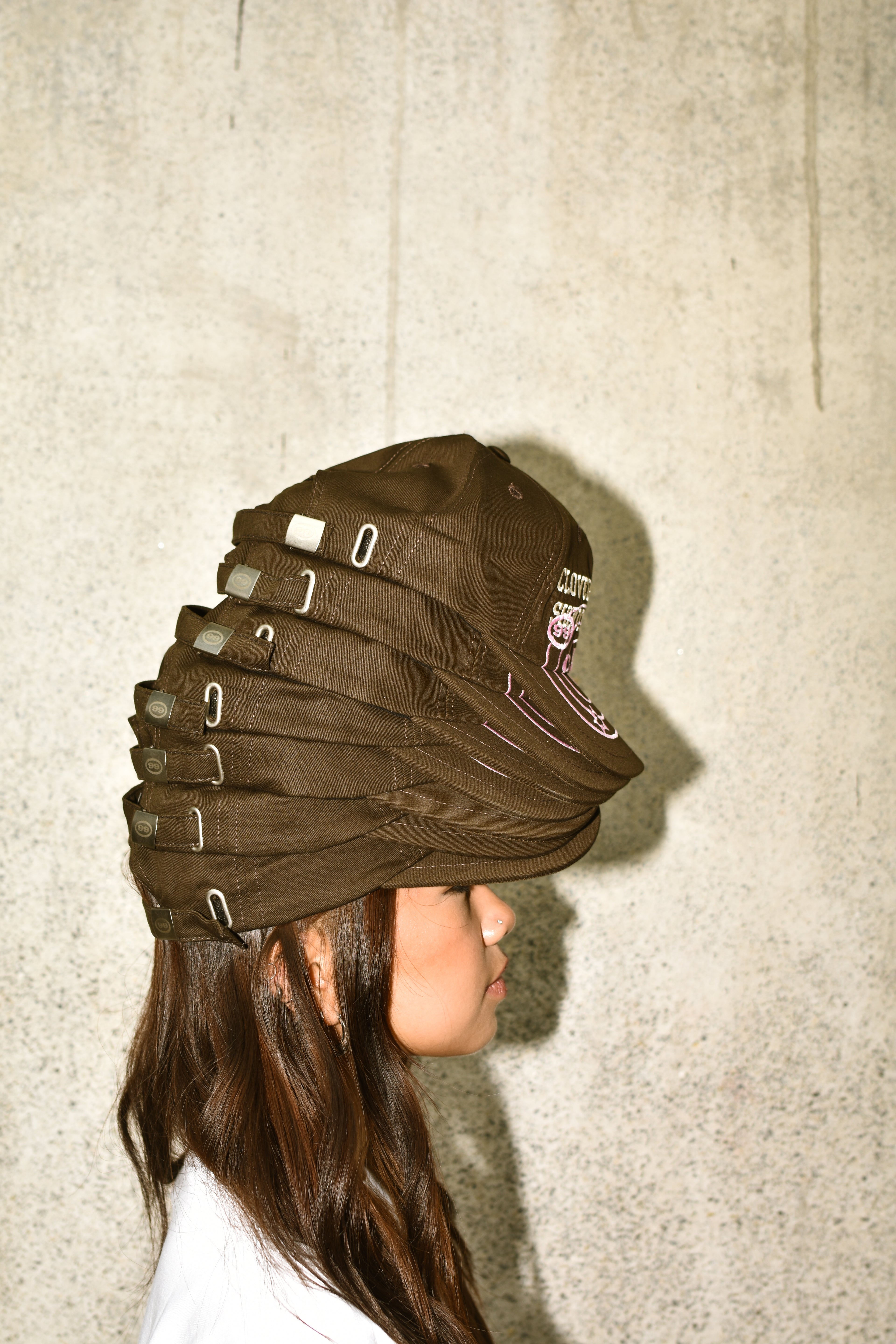 "C.O.S.T"  HAT BUBBLEGUM