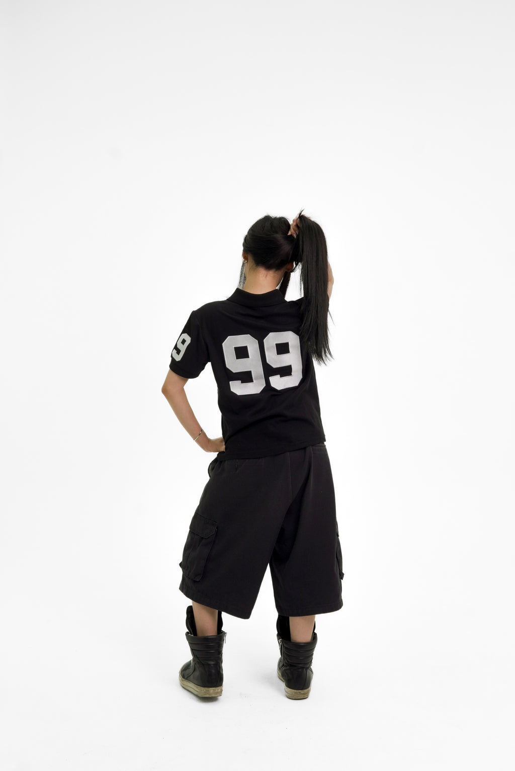 “RECOIL” POLO - BLACK