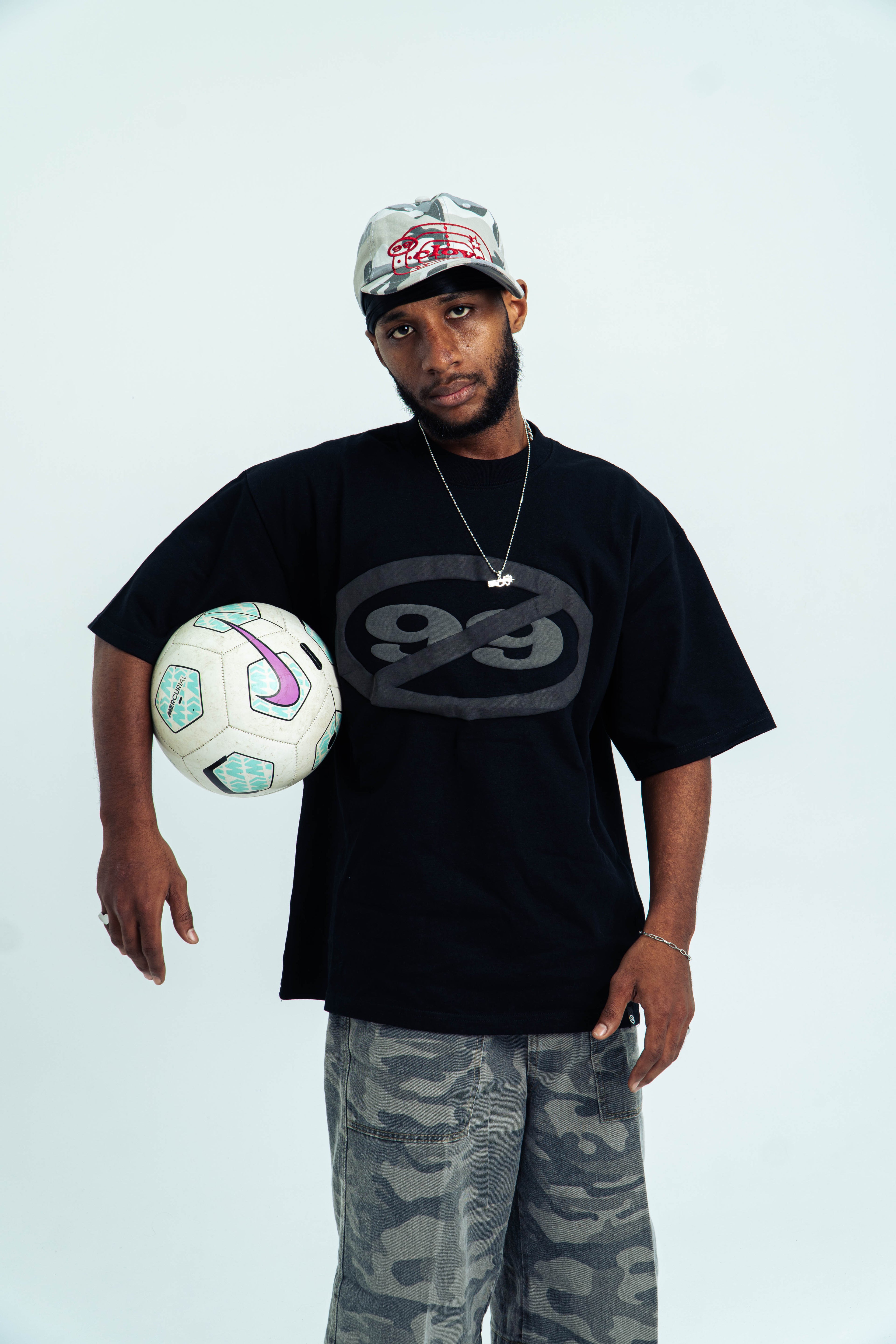 "ANTI CLVR" HEAVY TEE BLACK