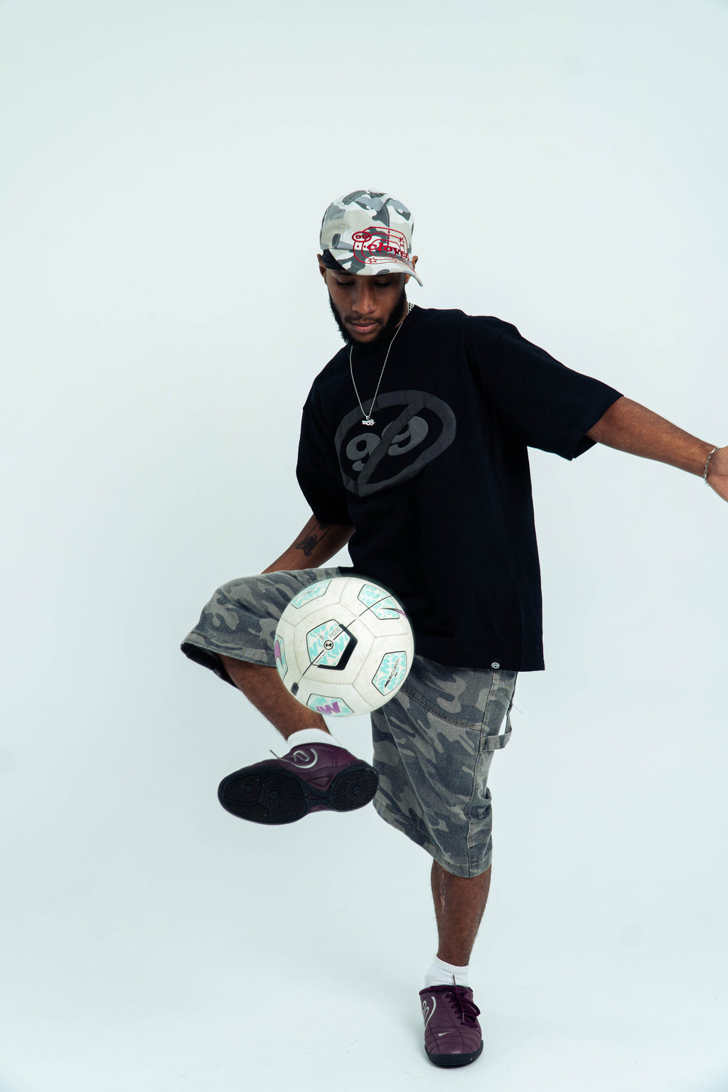 "ANTI CLVR" HEAVY TEE BLACK