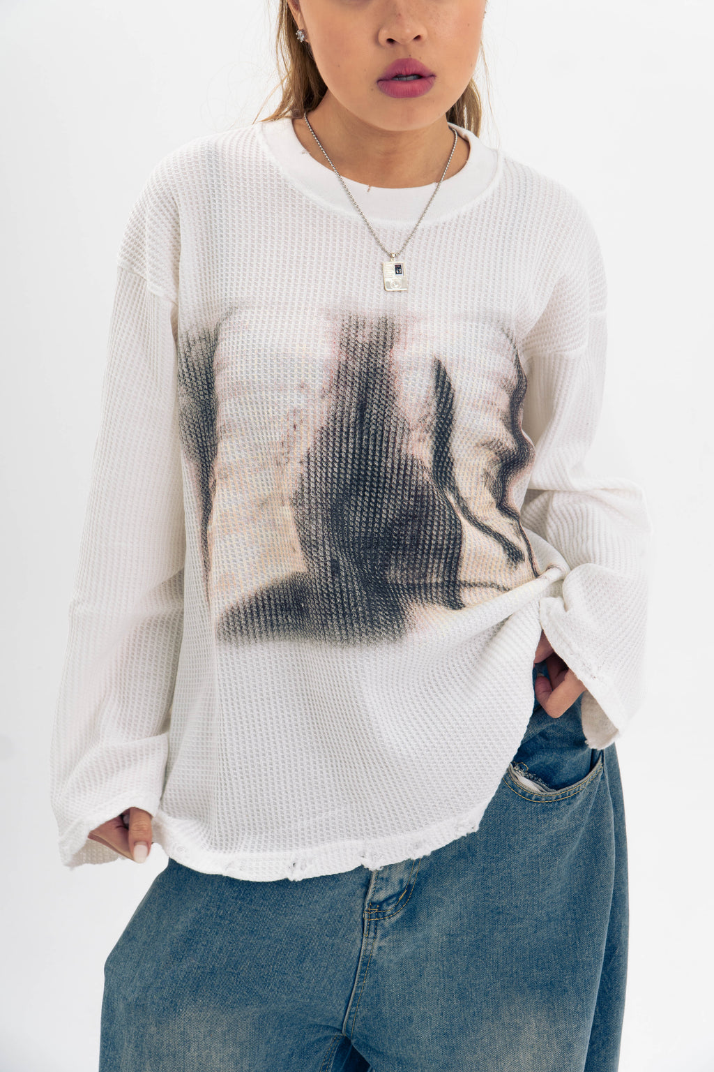 "XRAY" WAFFLE KNIT LONGSLEEVE WHITE